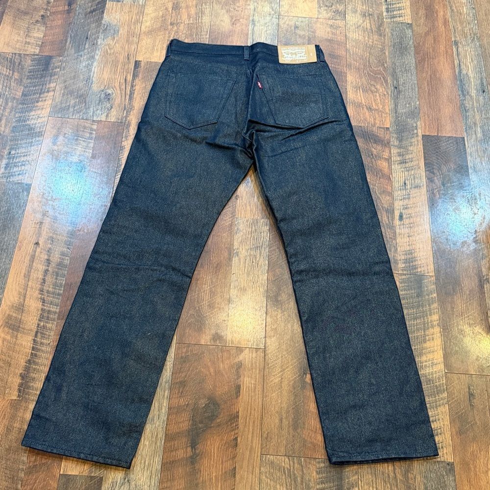Levi's Men's 501 Deep Indigo Straight Jeans with gold sheen 32x32 NWOT (3750) - Picture 4 of 5